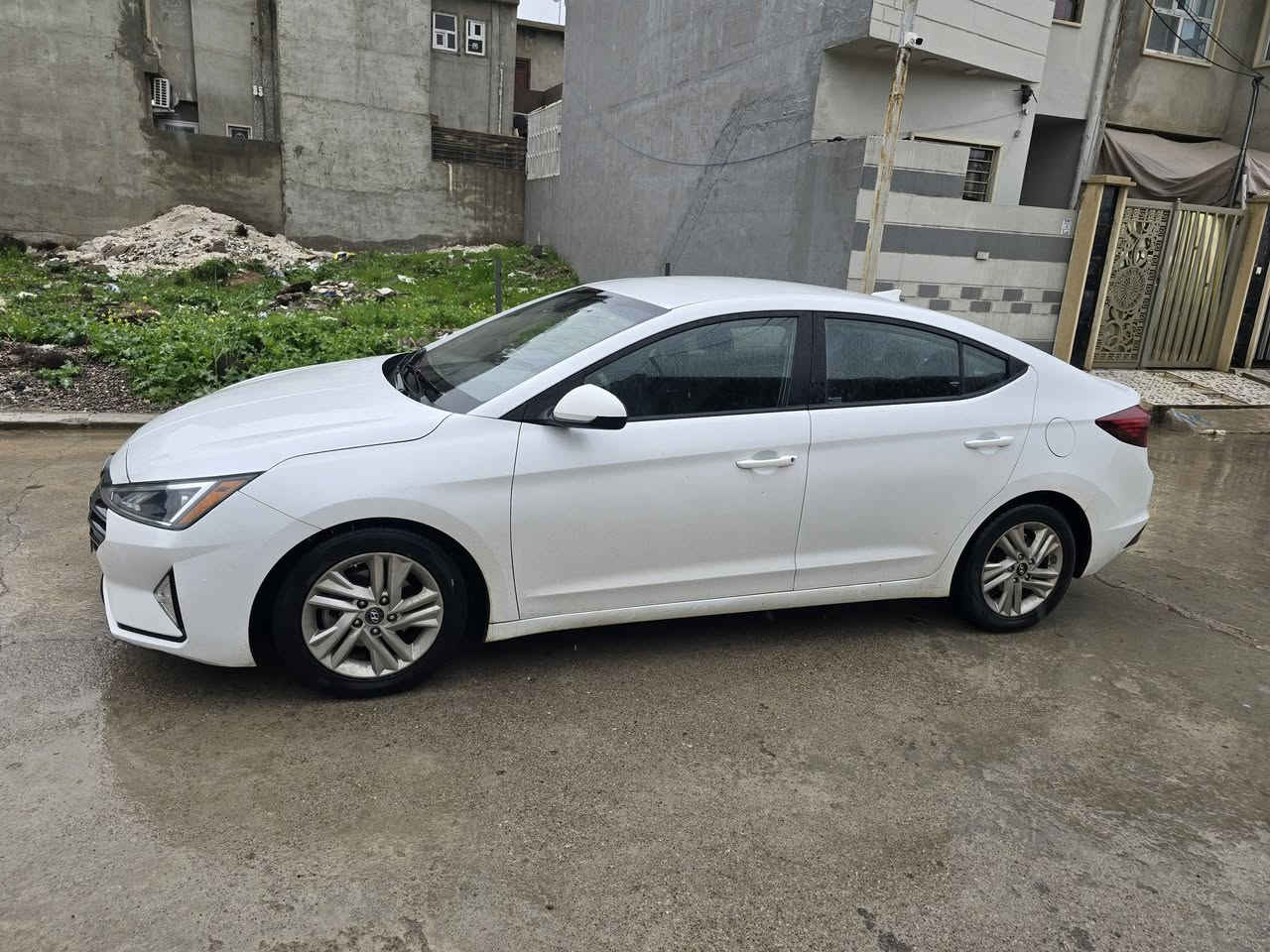 للبيع
السعر 129$
النترة موديل 2019
محرك دوش كير اي تي
ماشيه 88  ml
شرط التحويل سنويه لي 2027ما صاقطه
محرك كير ابشرط
موصفات رادار امامي شاشه كبيرة ابلاجكتورات ويلكب اصلي
حلوة موصفاتها
حدثها خفيف جلخ بل بابين النفر بدون دواخل ابشرط وشبر حافت الصندوك وسونار مرفوق بل صور
عنوان موصل اليسر
***********
***********
