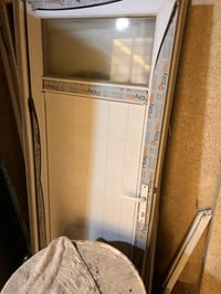 أبواب حمام عدد ٢ وقاطع كتايب جام للبيع تواصل  07710727496