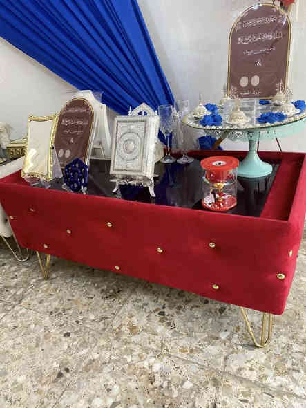 للبيع أو للمراوس بلون     أبيض  ***********
