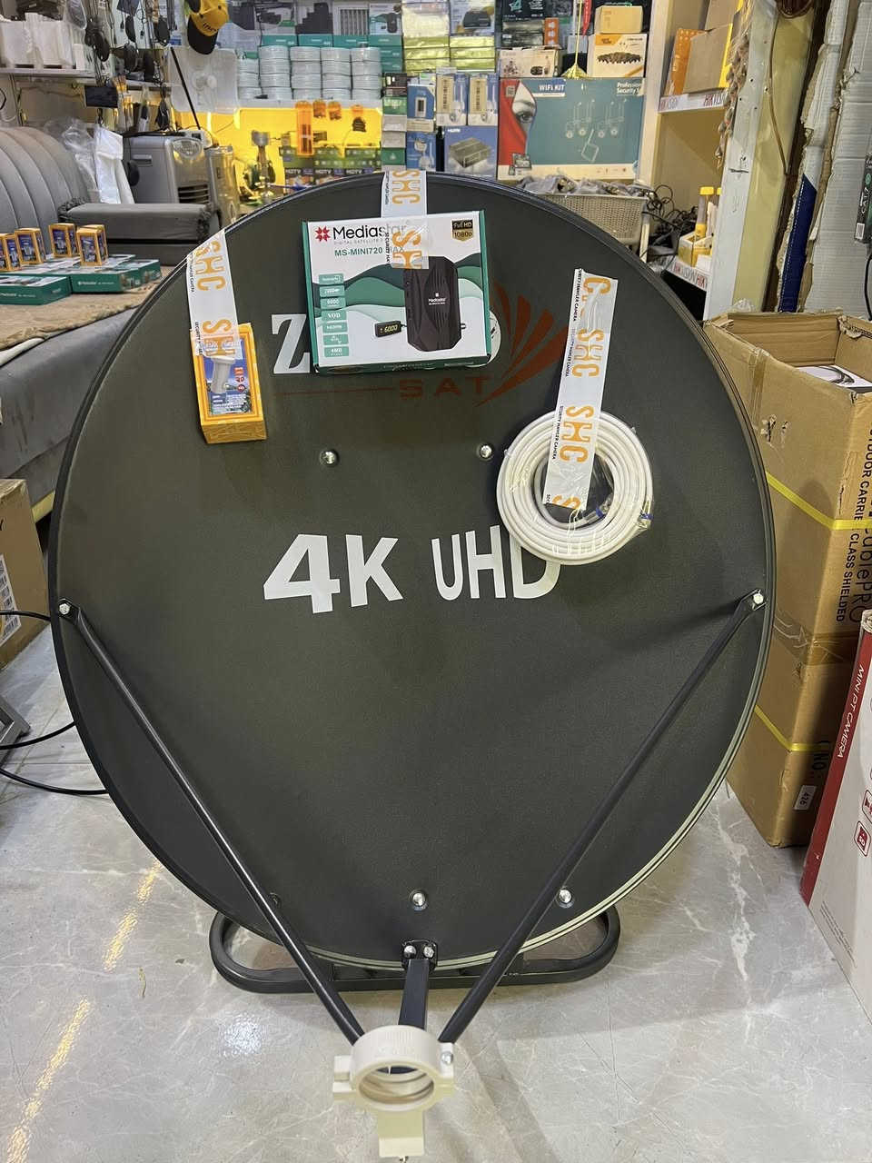 زبائننا الكرام رمضان كريم عليكم عرض  (رمضان ) من مكتب مؤمن صحن صبغ حراري + ستلايت ميديا ستار الغني عن التعريف مبرمج باحدث القنوات + اولمبي + واير اصلي فيش كبس بسعر         ٣٥ الف فقط فقط -- سايدين التعليم مقابل تيم مارت م- ***********
