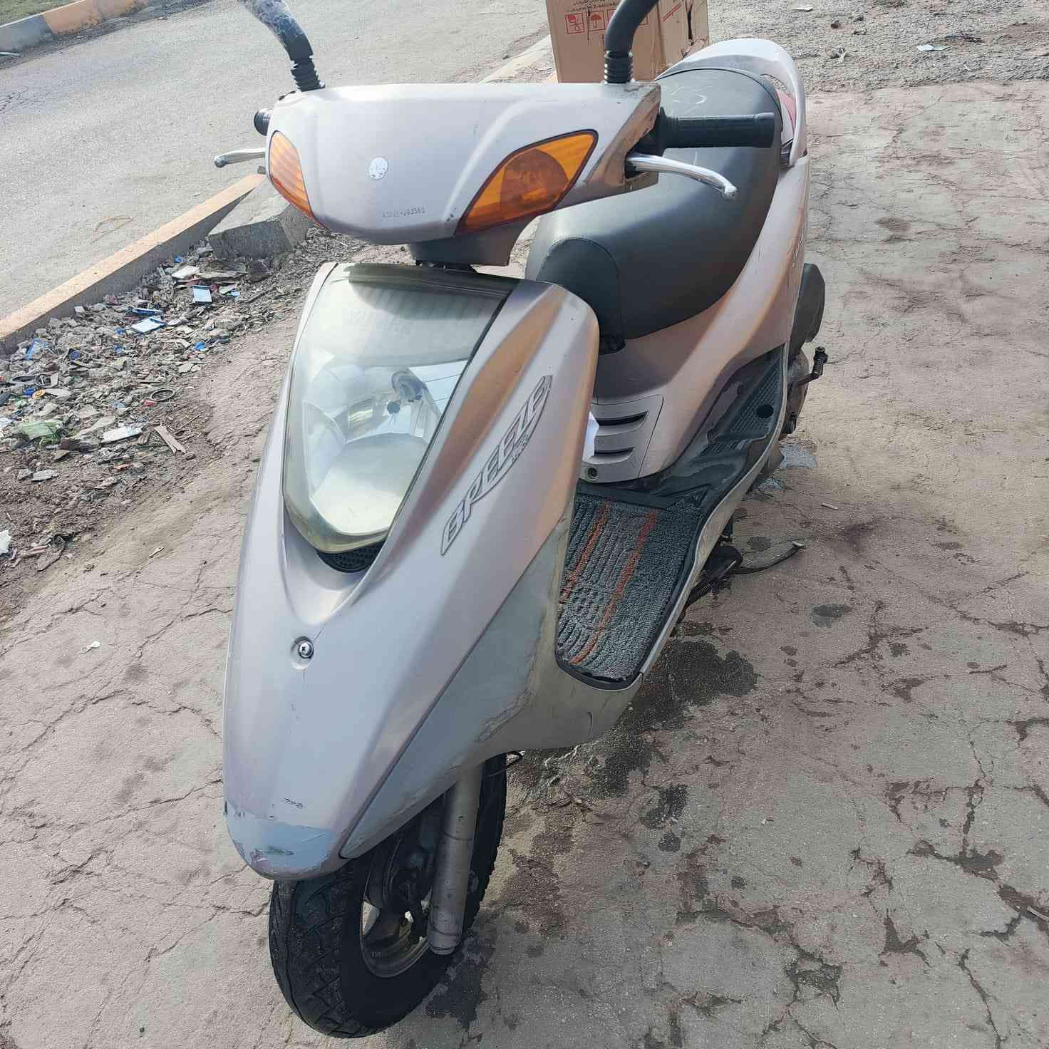 دراجة بريز كابريتر للبيع فقط
دراجة مال رمبه 
دراجة كله بلادي قبل 4اشهر نزلته من الرمبه 
دراجه مكفوله 
وتجيني للبيت وتجيب وياك فيتر وتفحصه اي نقص مابيهه كامله مكمله خير من الله 

السعر 850 الف وبيهة مجال 

العنوان بغداد البنوك 

الشراي يتصل ***********

والميشتري ليكسر بالسعر حته ميجي رد يزعله 
الله يرزق الجميع ان شاء الله
