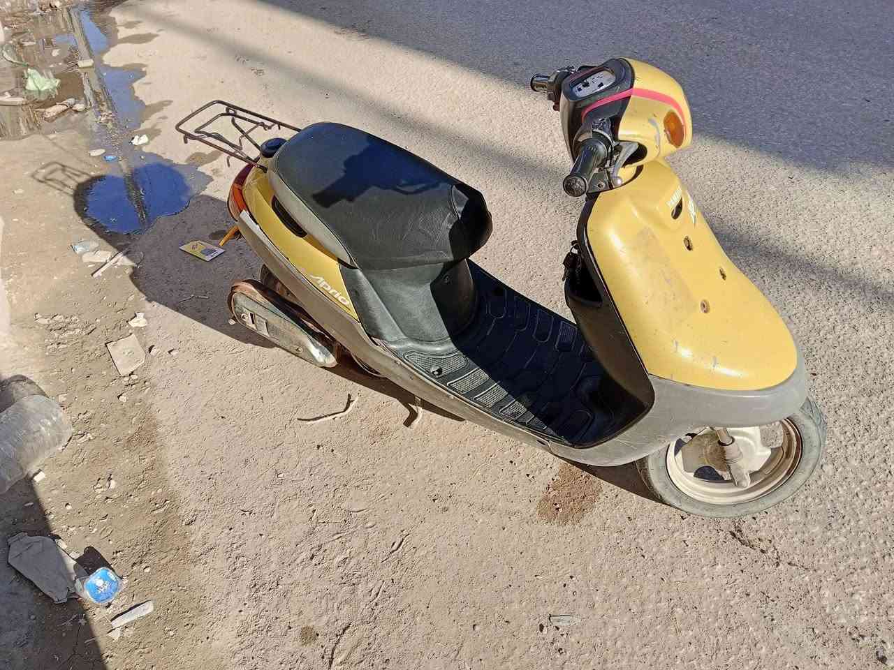 دراجه بطه مديل 1996 دراجه حلوة ونضيفه كهربائيات شغاله بس عوزها باتري وشوته شغل وروح وين متريد متوكفك والشاصي ملحوم السعر 250 وبي مجال بسيط مكاني كربلاء حي النواب رقمي ***********
