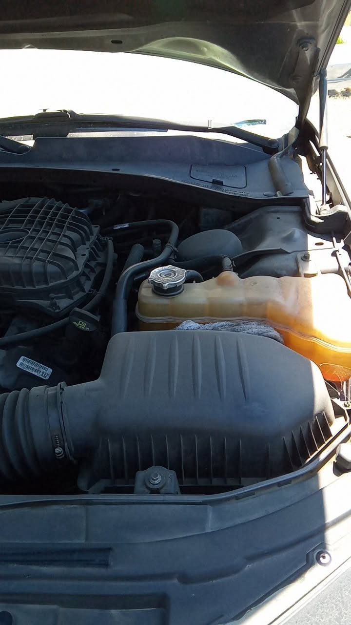 كلايسلر اوباما 2019 S
دخول جديد كتاب ضباط رقم بغداد⭕️

فول مواصفات بونراما وكشنات جلد تدفئه وتبريد

والخلفي تدفه 

حادث حداديه وجاملغ ضرر بسيط 

بدون ايرباك 

دواخل سليمه ابيع بدون تصليح بالكراج 

السعر 233 

مثل مابالصور السياره 

مكاني بغداد

***********

***********
