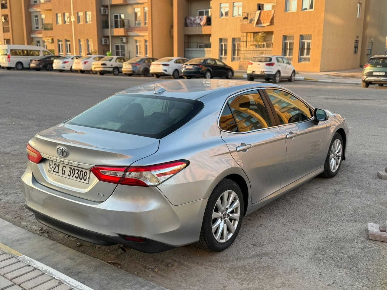 السلام وعليكم
للبيع كامري
موديل2020
سيارة جديدة بدون نقص 
سونار ب منشور 
سعر180وبي مجال 
السونار مرفق مع الصور 
فقط شبر صبغ بالصندوق
الاتصال***********
مكاني بغداد يرموك او غزالية
