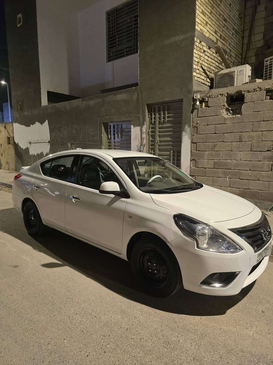 سلام عليكم نيسان سني النهدي 2024 ام لبليته الزركه  باب اول فول مواصفات 4 جام كهرباء تبريد خلفي السياره جديده كفاله عامه بيه بارد اربع أصابع بخشم الجاملغ  ماخذه زيرو ماشيه 27 الف (السعر 122)  العنوان البصره ***********
