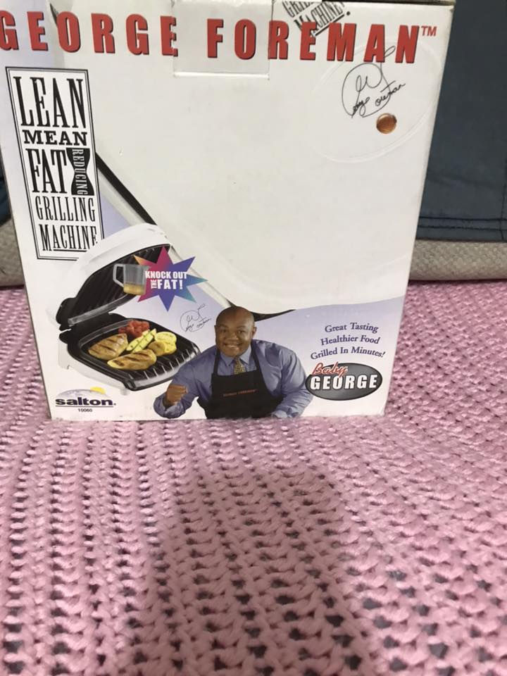 للبيع مستعمل نظيف ماركة بريطانية للتواصل ***********
