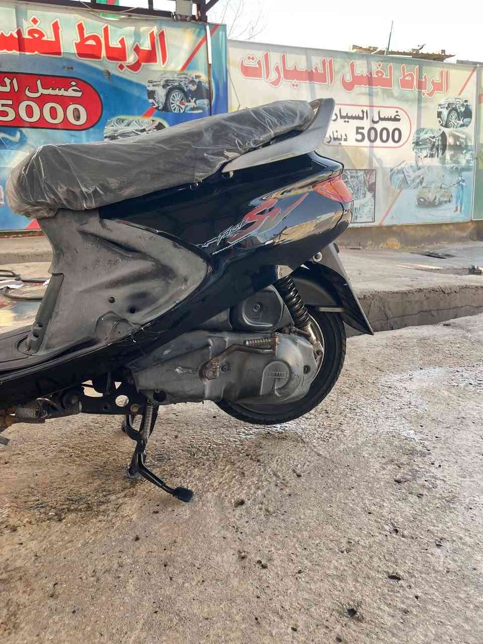 دراجه فراشه فحل مال حاويه باله نضيفه وجاهزه كلشي شغال سلف هندر لايت هورن دراجه جاهزه و ملحه الدراجه اتصال *********** اتصال وتساب موجود السعر 650 وبي مجال الشراي مكاني البصره
