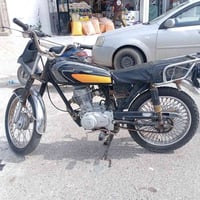 ماطور البيع  يعوزو بس بلك و تنضيف كبريته السعر 200 و بي مجال و 0772366...