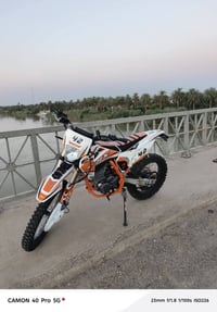 قفاز • ٣٠٠ • ٢٠٢٥
