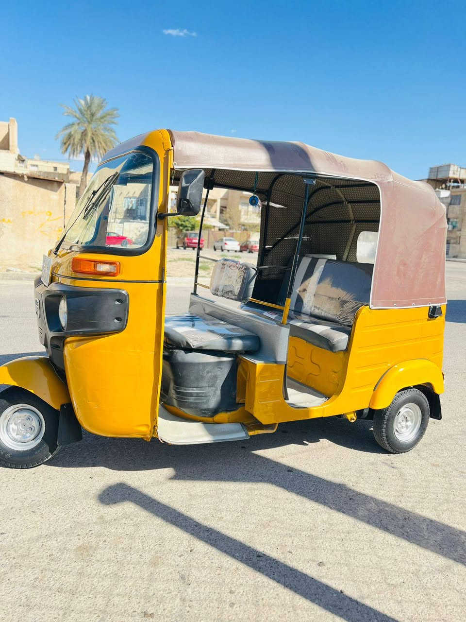 سلام عليكم تكتك للبيع موديل 2020 رقم وسنويه ثاني يوم احولك تكتك نضيفه كبل للشارع مامتواجد على الفيس رقم الهاتف *********** واتساب فقط
