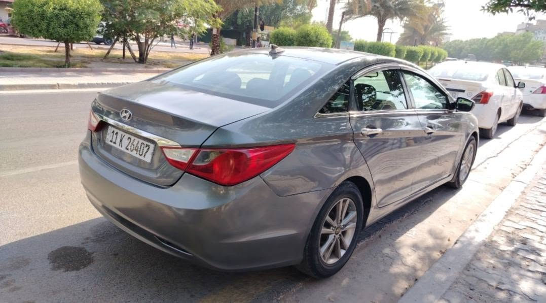 مكاني بغداد الكرخ✨
***********✨
*********** واتساب ✨

السعر 92$ وبيه مجال ان شاءلله ✨
سوناتا امريكي 2013رقم بغداد انكليزي بسمي✨

كير محرك مكفول 2400 بلاد ✨
مواصفات تبريد ثلج❄داخل نضيف ✨

 تحكمات حساسات نضام ايكو ✨
داخل نضيف جدا صدر امامي خلفي جديد✨

 باب خلفي مبدل اصلي  وباب جاملغ امامي رش كلير ✨
سياره لغود شواصي ع وضع شركه ✨
جاهزه من كل شي كل نقص ما بيه✨
