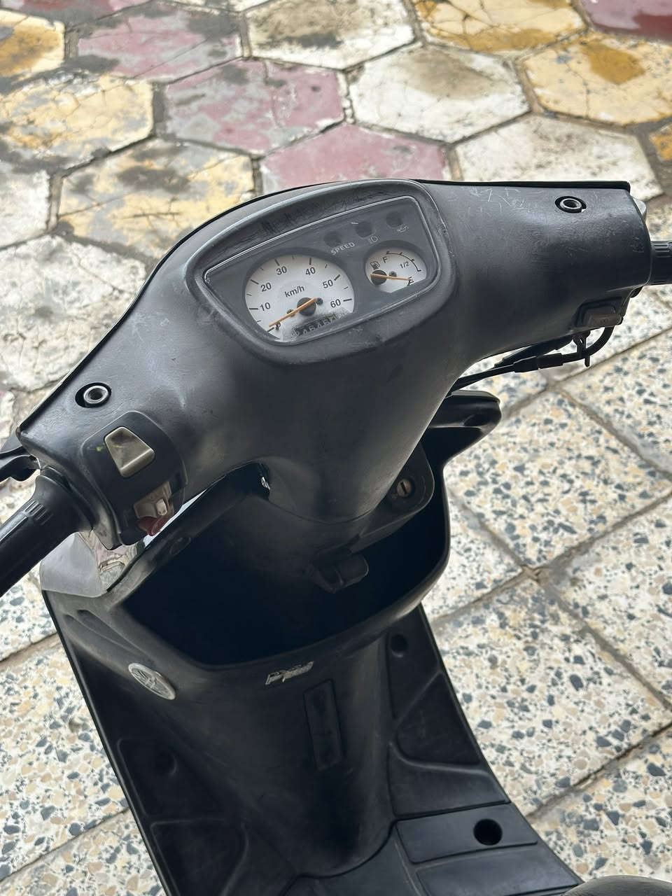 مكلف ب نشر سلام عليكم للبيع حاويه كلشي شغال نكره سلف متروكه سعره 450 رقم ***********واتساب
