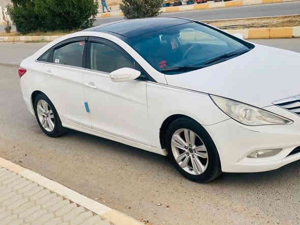 السلام عليكم للبيع سوناتا خليجي مديل 2011 سنويه بسمي ورقم مميز لل سنه 2030 فول مواصفات ما عدا بصمه مابيه  تبريد تادفئه محرك 2400 دوش  صدر كهربائيات شغله كله شرط مكفوله ماعده الموضح بل سونار السعر 120 ورقه وبيه  مجال للشراي  بس اتصال  على الرقم التالي ***********  ***********
