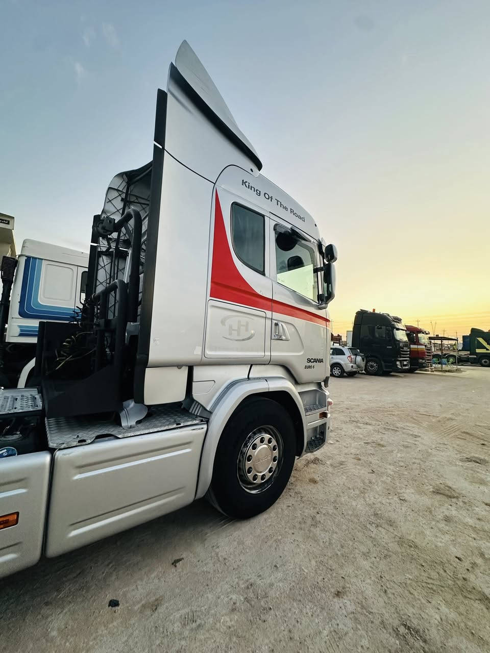 السلام عليكم اخوان سكانيا راس بلادي مجموعة جوبلس سربس محرك ٨ حجم ٥٨٠ موديل ١٨ تسجل موديلهه كفالة عامة البصره الزبير ***********-***********
