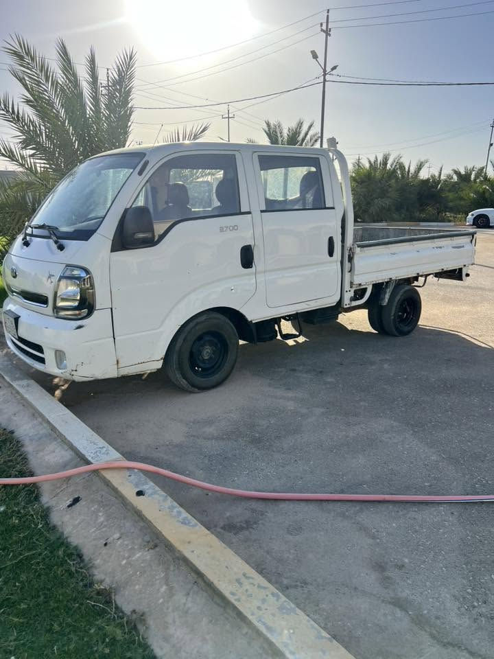 للبيع كفالة رقم بصرة كير محرك شاصي خير من الله كلشي على بلادة  محرك مجفت جديد كل قطعة اصلي تواصل ***********

