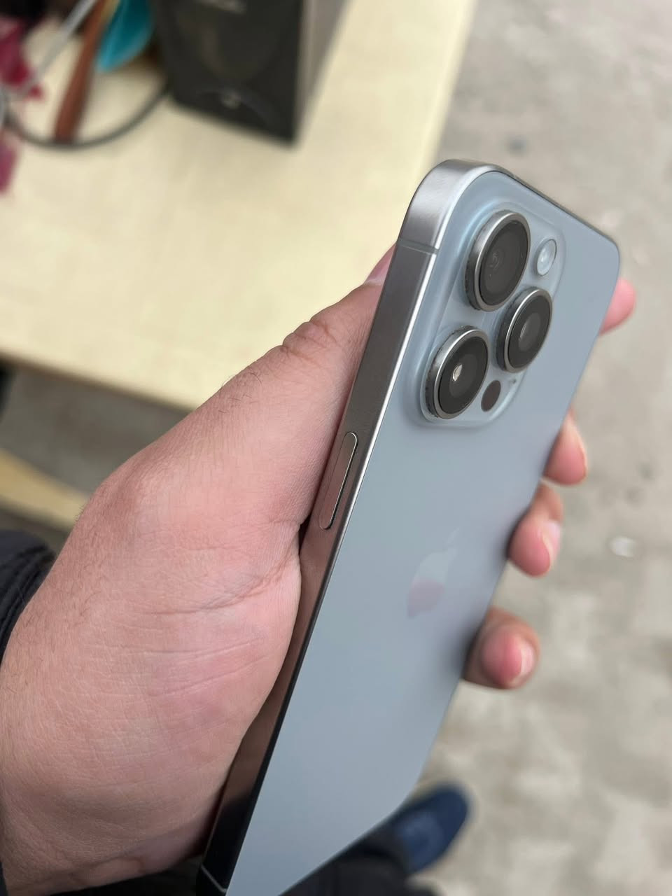 ايفون 15 برو ماكس (مفتوح تخطي )
ذكره 256 
بطاريه 83 
مبدل شاشه نوعيه تخبل 
فيس إيدي شغال 
كامرات ماشاء الله عالميه 
نضافه 100%
السعر 470 بي مجال بسيط


**إذا كنت صاحب هذا الإعلان وتريد حذفه لأي سبب، رجاءا أرسل رسالة إلى الدعم الفني**