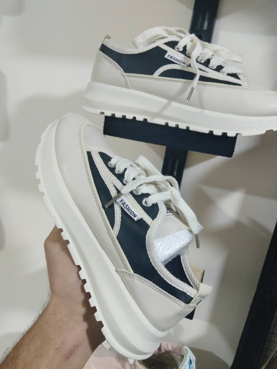 خوتي اخواتي الحذيه نسائي قياسات من41الى 32 سعر قطعا 8الاف كله اصلي مكاني فلوجه جسر  شارع 60
هاتف *********** *********** اي قطعا تعجبك او تعجبج توصيل موجود الف دينار فلوجه فقط
