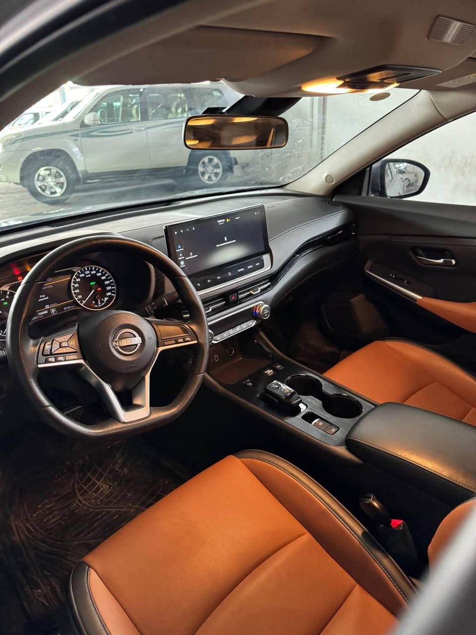 نيسان سينترا سيلفي موديل ٢٠٢٣ صفر شركة  مهند سيارة بدون دعم بدون صبغ بدون تعديل سيارة هايبرد و بنزين سيارة فول مواصفات شاشة كبير كير كوبرا داخل قيسي سلايد بصمة و شغال سعر سيارة ١٦٠ ورقةمكان دهوك *********** دهوك, العراق
