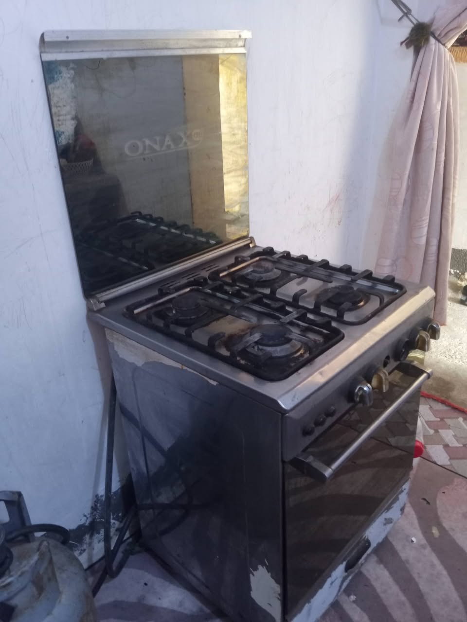 كاونتر ثلاث قطع وطباخ
شراي  يجي خاص


**إذا كنت صاحب هذا الإعلان وتريد حذفه لأي سبب، رجاءا أرسل رسالة إلى الدعم الفني**