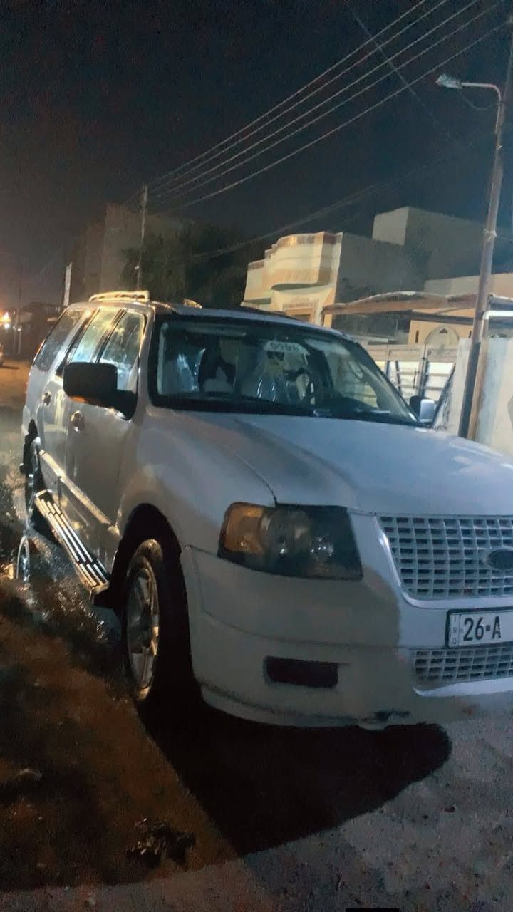 موديل 2005 محرك VVT  حجم 3000 حدادية جديده مرشوشة جمالية بدون معجون وبدون دواخل فقط براس البنيد وباب خلف السكن قليل معجون هزة جديده وسنوية 2030 للبيع او مراوس السعر 60 قفل . شرط التحويل


**إذا كنت صاحب هذا الإعلان وتريد حذفه لأي سبب، رجاءا أرسل رسالة إلى الدعم الفني**
