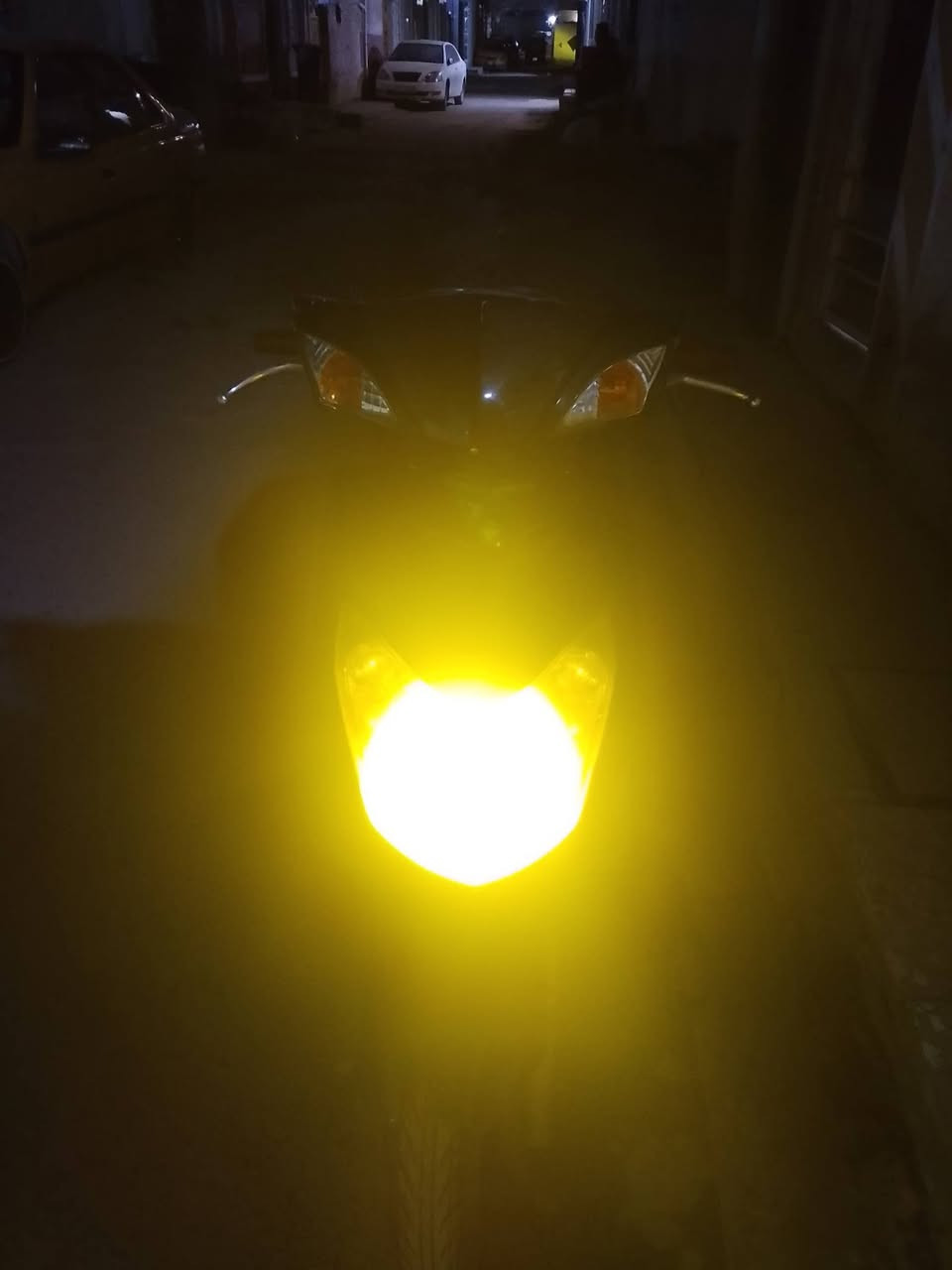 سلام عليكم متاح دراجه سكنس فحل سلف اوهندر كهربائيات كلها شغالة شلعة و معدل قفل ستيرن قفل جنطة المكان مدينه الصدر رقم الهاتف *********** السعر 250
