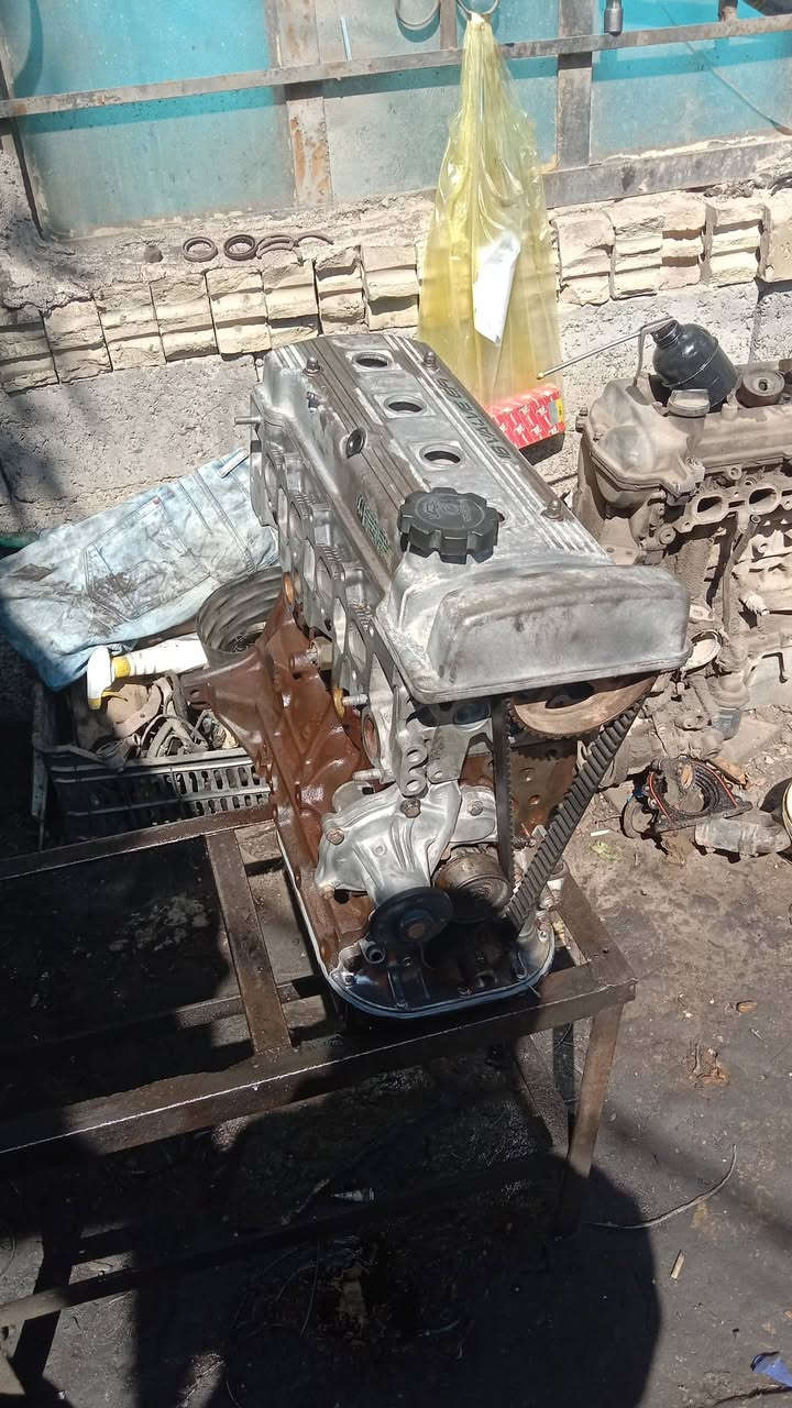 السلام عليكم
محركين جاهزات للشد والتشغيل الاول كورلا والثاني ليفان 620 بظمان 10ايام  وگير ليفان 620 للبيع للاتصال ***********
