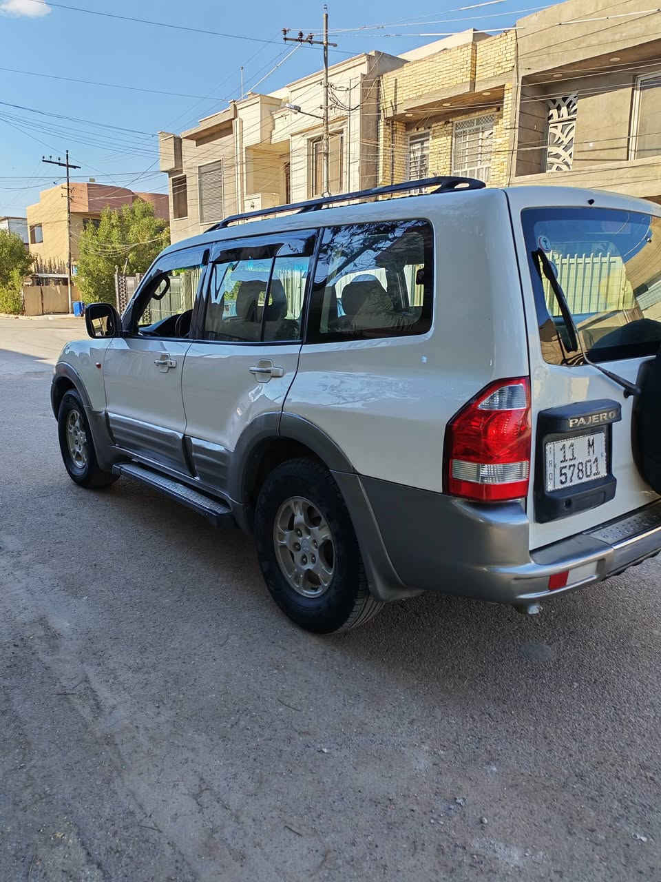 يالله سلام عليكم
باجيرو بجعه موديل 2002 
مكينه 3000 لمرغوب لاصرف  ولاتبخير 7 راكب صدر  تخم تاير تبريد وتدفئه كهربائيات كله شغال دواخل  نضيفه مابيها ضربه فقط صبغ مكانات رقم بغداد باسمي سعره 75 مكاني سلمان باك  ***********
