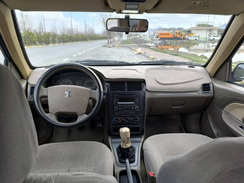 سلام علیکم بیجۆ405مۆدئل2017 ڕه نگ مه رخوب سه نه وی ته واوبوه به شه رتی گئڕمه کینه کاره بای مه زبوته دوپارجه ی سپوخه دوپارجه شی بۆگۆڕاوه به بیلاد ته حویلوخه رامه به شه رت ناوزه رد دوجام کاره بای به بئ کاڵبونه وه ساردیشی نیه ABSسه یاره که ماڵی دۆسته  *********** بنجوين, السليمانية
