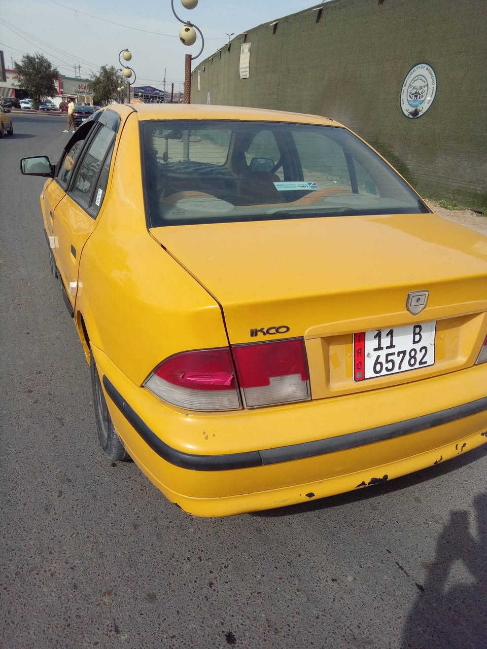 سمند ١٢ ناطق
منضومه زنون +شاشه+كامره٣٦٠
كير ومحرك خير من الله  بس اكو نضوح من جبنه الكير كلش قليل 
تايرات نص عمر 
تبريد تدفئه
كامله من كلشي شغل وكبل للشارع
موقعه بغداد العبيدي 
***********
