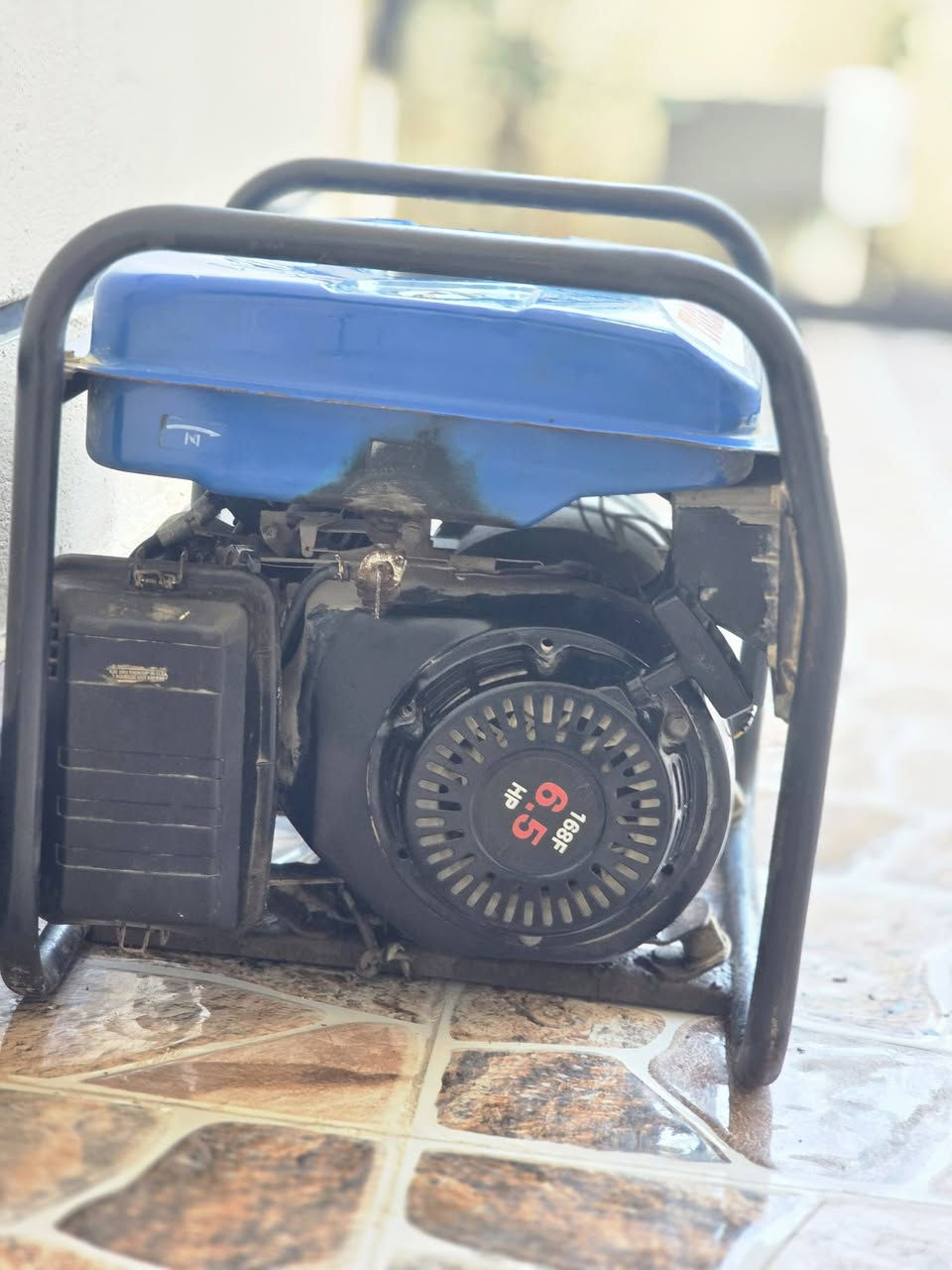 السلام عليكم مولد تايكر للبيع 12 امبير نضيف السعر 120 الف بي مجال المكان بعقوبه دور الزراعه  الاستفسار  على الرقم ***********
