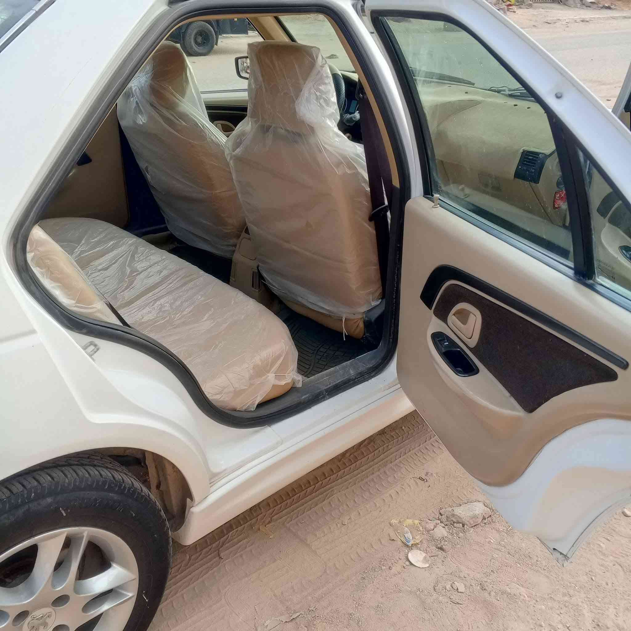 سلام عليكم سيارة بيجو بارص مديل 2024مكفولة كفالة عامة بدون صبغ وبدون بارد شرط السونار ماشية 41الف 

مكاني بل نجف 

السعر 75وبيها مجال للطيبن 

***********
