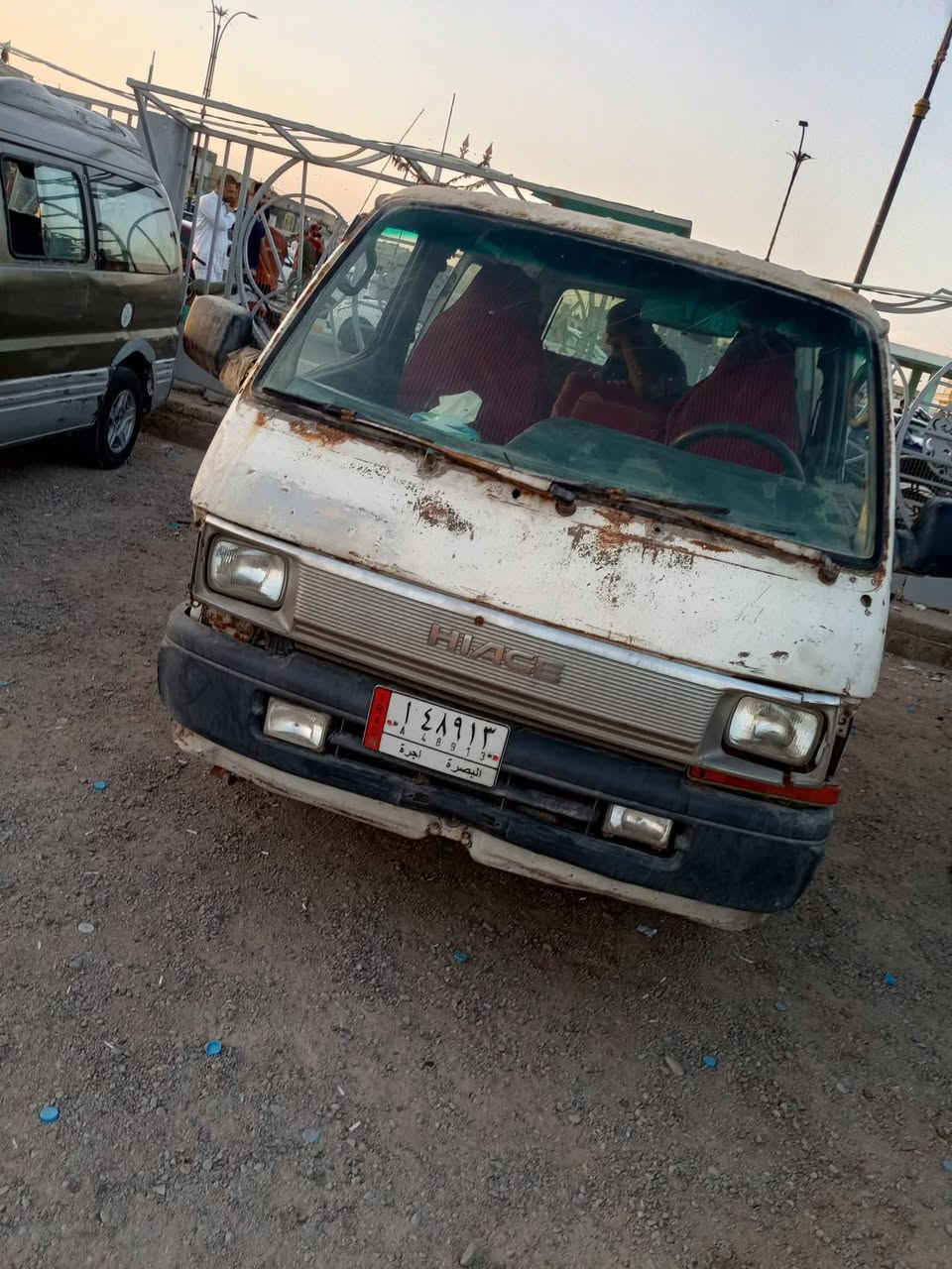 سلام عليكم سياره بيع هايس سعر16وبيه مجال اكفلك فقط سرقه سياره مكينه هستو مجفته كير خير من الله مكان. بصره ابو خصيب عوجه الاستفتار ***********
