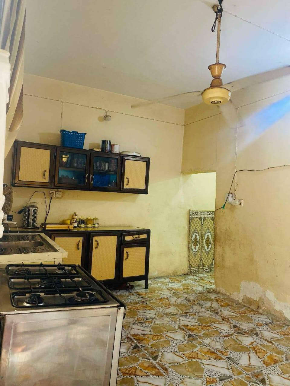 بسبب الوعوود الكاذبه عدنه النشر نص دونم مع بيت طابو سند 25 بأسمي مداور ثاني يوم على الطريق السنية السياحي خدمات كامله ماء كهرباء تبليط للباب سعر 75 بيه مجال
***********
