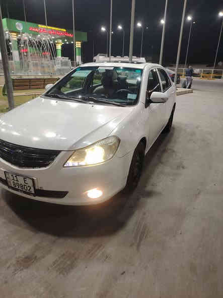 السلام عليكم للبيع موديل ١٣
رقم بغداد دولي بأسمي
سيارة لا ضربة ولا صبغ ولا معجون
كير محرك خير من الله
منظومة تبريد جديد بالكامل
تخم تاير صدر امامي خلفي اصلي  البارحة شادة
غرفتها كلش جديدة
بصمة و منظومة زينون أصلي ب٢٠٠ الف شادهن 
بيها رصعات بسيطة و جراد القمارة وصندوق بسيط
السعر ٦٥ وبيها مجال العنوان بغداد
***********
