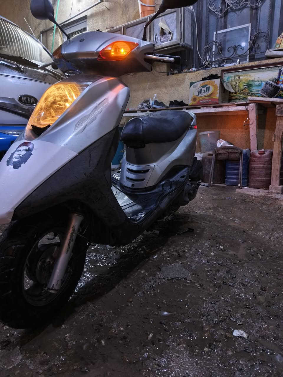 دراجه كلها بلادي مكينه ما مفتوحه وهاي صور كدامك السعر ٦٠٠ بيه مجال قليل (قليل) مكاني حي اور يم جامع الفردوس متواجد بالقاهره من ساعه ٨ لحد ٤ 
***********
