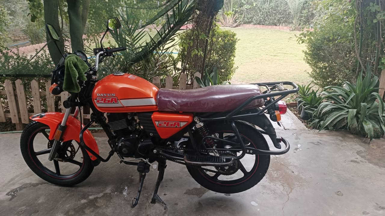 السلام عليكم
دايوان 22 خير من الله دراجه نضيفه وكهربائيات وعدادات كله شغاله السعر 1700 وبيه مجال مكاني النعمانيه 
***********
