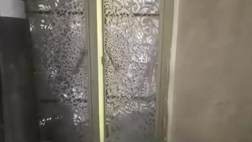 بيت للبيع مساحة 144طابق ونص مسلح البيت مرمم جديد كلشي جديد كهرباء مي مجاري قطاع 26 خلف البانزين خانة الجديدة الي بل خدمي البيت مطلوب قرض مبادرة تريد تنطينة فلوس نسدد تريد انتة تتكفل القرض ودسدد كل شهر اقصادة البيت يحتوي على استقبال+صالة+مطبخ+غرفة جوة+الطابق الثاني+ 3غرف نوم   سعر البيت 225 وبي مجال قليل للاستفسار. ***********. 

ملاحضة :البيت بي اسواق يعني ما عدة السواق
