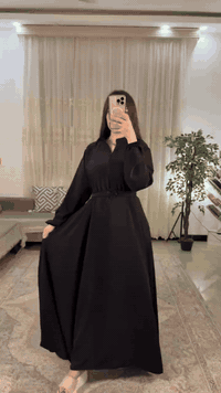 فستان نسائي • سواد فاحم • فري سايز ٩٥ك