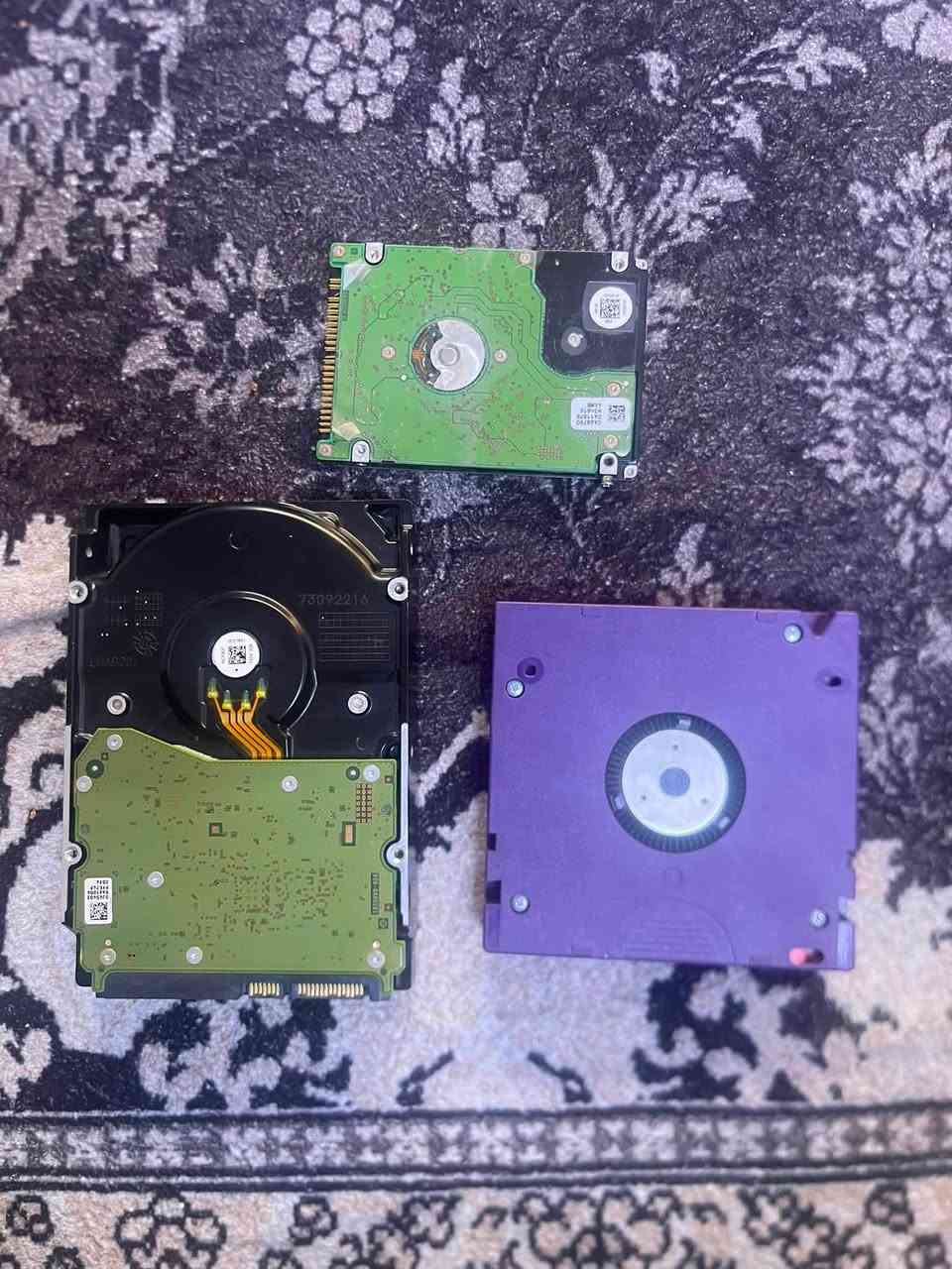 ثلاث قطع نظام البيع فحم
ال تيرا 10. يفتر القرص ويوكف 
فحم فحم فحم الثلاثه ويا توصيل وين وصلو ابيع


**إذا كنت صاحب هذا الإعلان وتريد حذفه لأي سبب، رجاءا أرسل رسالة إلى الدعم الفني**