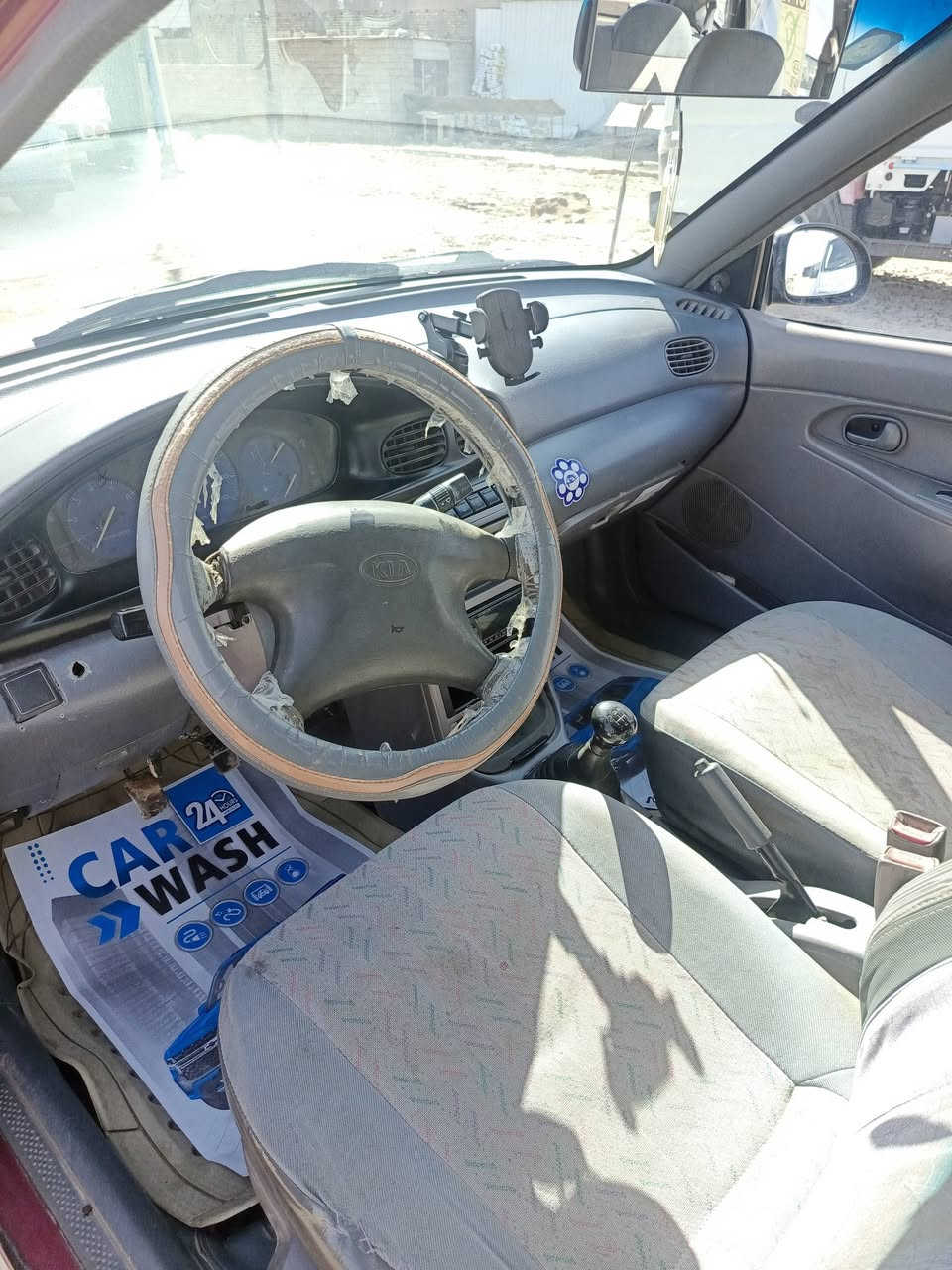 من رخصه لادمن الساام عليكم كيه فيلا موديل 95 سياره جاهزه بسمي سنويه جديده 31 هزه اليوم مدخلهه جديده تبريد شغال منقص غاز فقط سياره بييه صبغ حزام تخم تاير حداديه جديده سياره جاهزه وعل شركه السعر 30 مكانهه نهروان ***********
