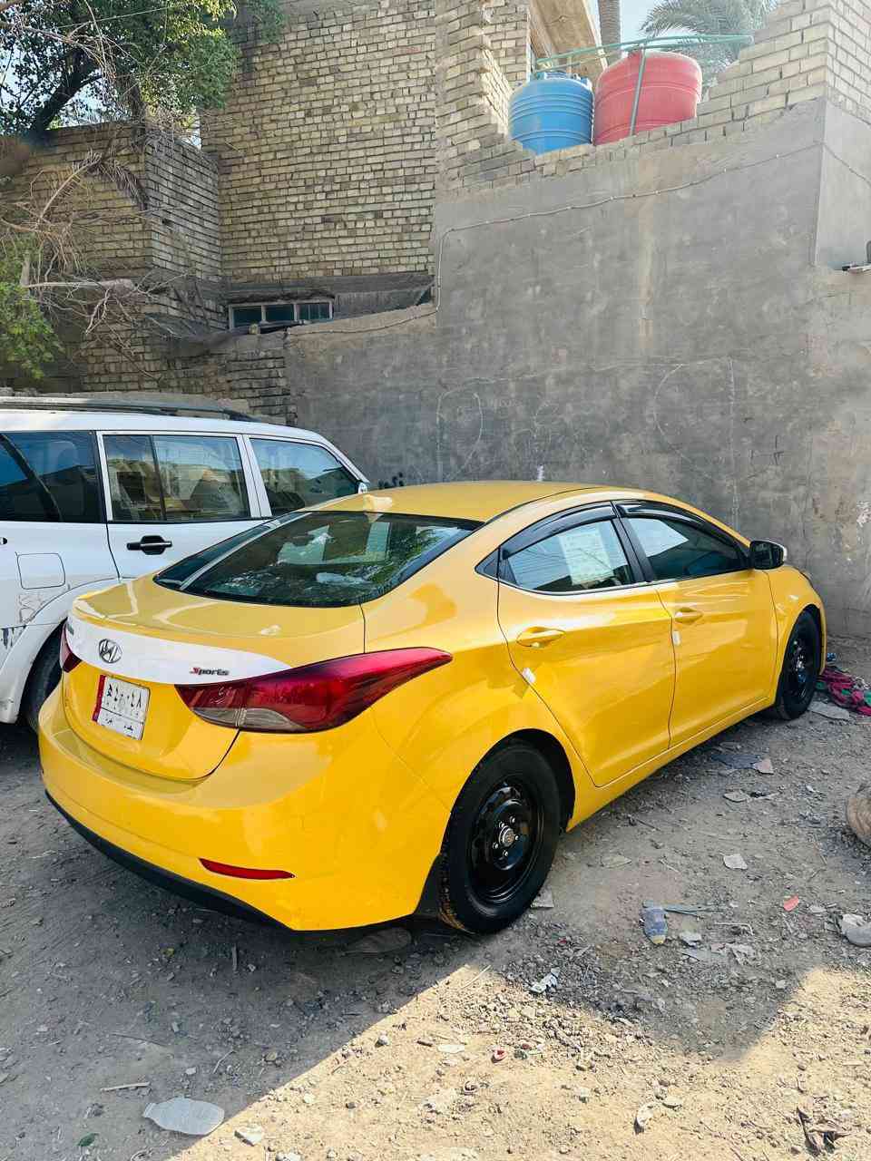 السلام عليكم ورحمة الله
للبيع النترا 2016 وارد أمريكي حادثها جاملغ اليمن فقط بدون دوخل بدون يرباك 
بدون دواخل الشواصي مكفوله رقم بغداد الجديد الدولي هيه غرمت مصفره  بأسمي تحويل ثاني يوم  مكينه وكير 1800 جدد لاتبخير ولاتنقيص السياره جاهزه مال جناي ماعوزها شي 
تخم تاير جديده حداديه تبريد تدفئه   شاشه جبيره 
العنوان بغداد السعر106 وبيها مجال للشراي 
للإستفسار....***********
