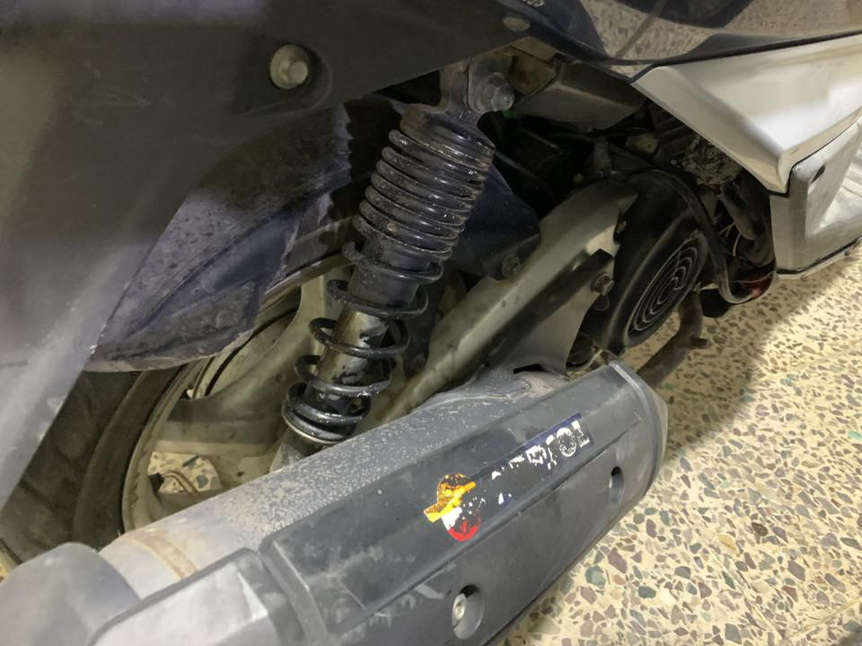 سلام عليكم سكنس فحل دراجه بلادي برغي ممفتوح بيها دراجه نضيفه مرتبه ممتعوبه دراجه ممبدل بيها برغي سعر 650وبيها مجال قليل ***********رقمي واتساب موجود
