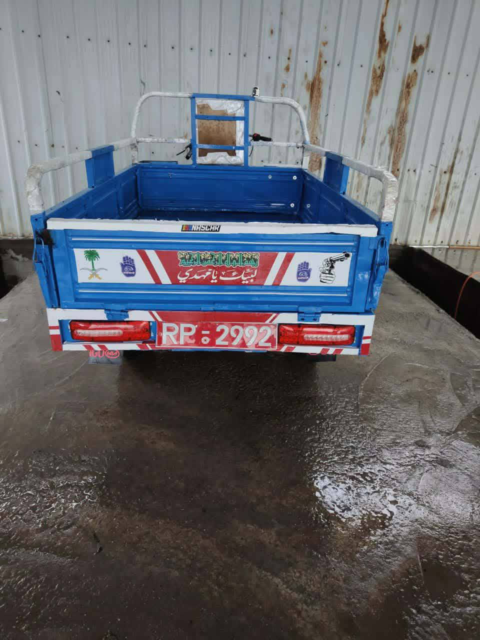 سوق الشيوخ
ستوته للبيع موديل 20 اوراق كامله تواير مال سياره شاصي اوركبه مكفولات مصبوغه عام 
مكينه خير من الله السعر 1400 .
مكان الاسماعيليه الثانيه ***********
