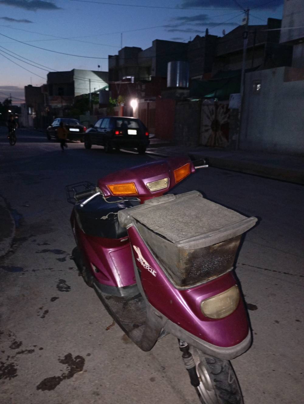 ياماها بزون فول كفالة عامة مكينة مامفتوحه شاصي مامكسور كهربائييات كلها شرط سعر 275 مكاني حي التحرير رقمي ***********