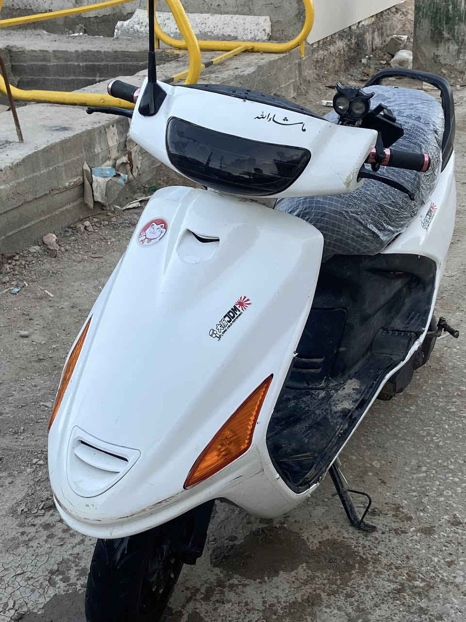 السلام عليكم
فراشه نثيه  سرعه 140 
هندر سلف شغال عوزه فقط باتري 
هورنات سيدان ملكه 
اناره كله شغاله  عداد سرعه شغال 
الدراجه حلوه مكينه تخبل ناعمه 
كفراته نضيفه مابيهن كسر 
تايرات جدد
الدراجه جديده  فقط عوزه باتري 
فقط مفتوحه ولفات
السعر 320 وبيه مجال قليل
***********
العنوان بابل  ناحيه الطليعه
