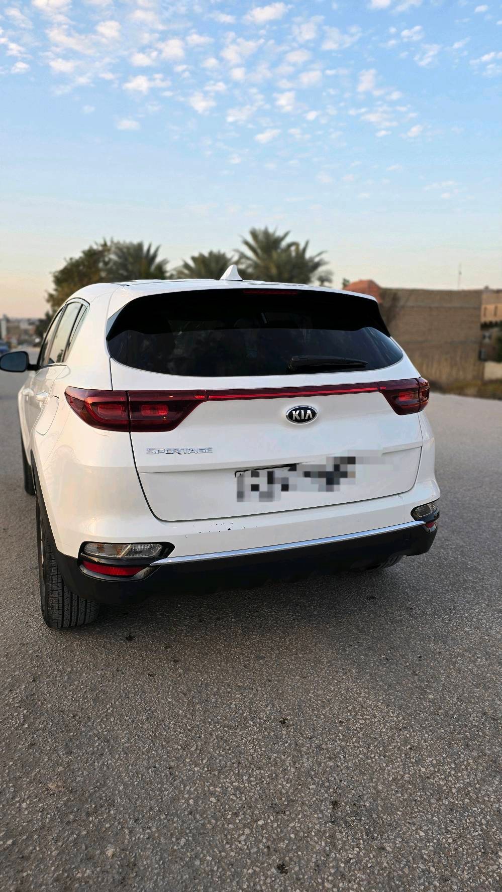 السلام عليكم كيه سبورتج جديده وا مكغوله ماعده بس الخشم الجاملغ بيه شويه صبغ ماشيه 40 الف فقط رقم ربيل العنوان كربلاء طوريج