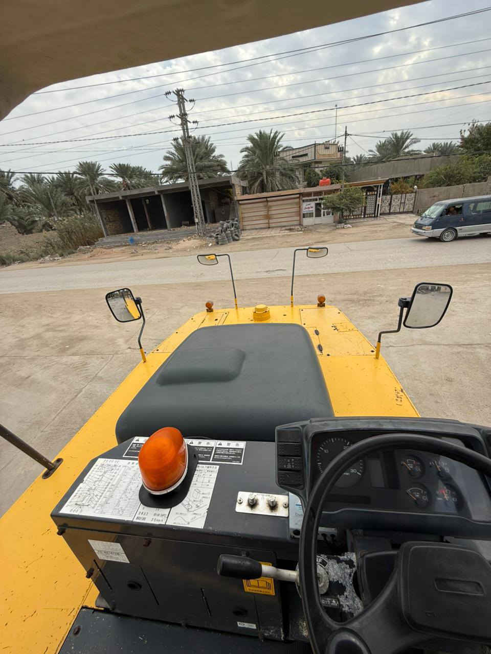 على بركة الله دخول جديد
حادله كاوسكي 7تاير النوع الراقي🔥💯
موديل حديث 2017 اوتماتيك محرك ازوزه ✔️✔️
من افضل انواع الحادلات متانه ونعومه وسرعه 🛬✈️
شغاله على وضع الشركه شرط الكفاله👍👍
صبغ بلادي كلشي على وضع الشركه
للاستفسار 📞
***********
***********
