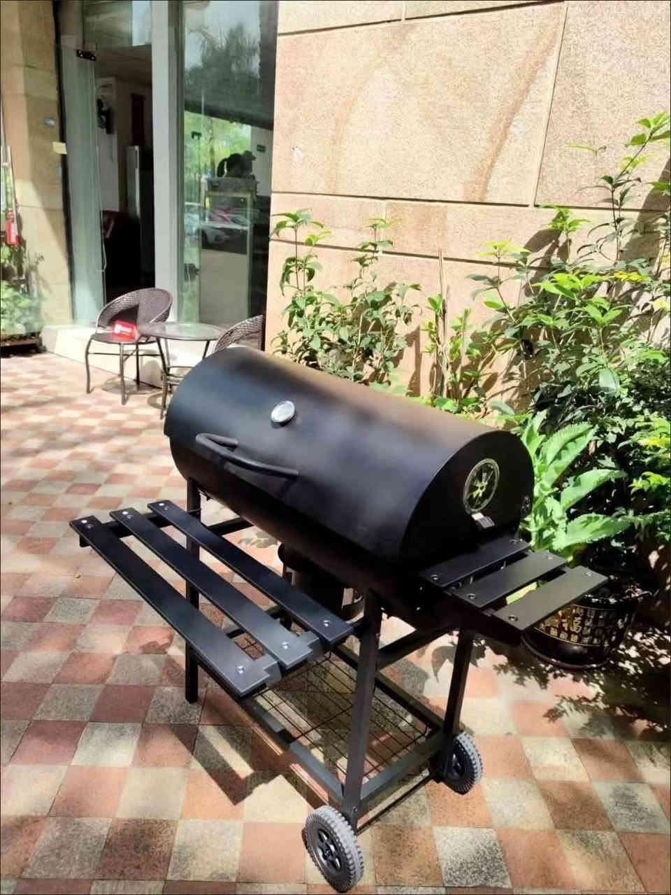 متوفر شواية فحم أوربية باربيكيو العائلية متانة شواية اختصاص جميع المشاوي ضغط مقياس حرارة مناسبة للحدائق والشاليهات للاستفسار *********** واتساب أو خاص
