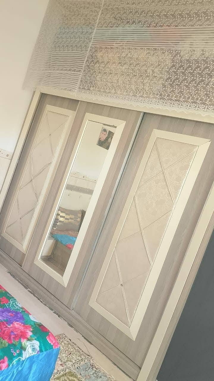 ئه م ژورى نوستنه م هه يه نرخيكى زور هه رزان له هه وليره عندي هاي الغرفه سعرها كلش رخيص مناسب باربيل #فروشتنى خيرا #بيع مستعجل


**إذا كنت صاحب هذا الإعلان وتريد حذفه لأي سبب، رجاءا أرسل رسالة إلى الدعم الفني**