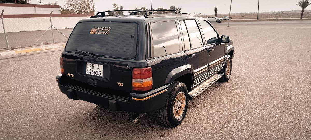 جيب شيروكي موديل 93 لون نيلي طوخ بدون حادث فقط صبغ لجمالية فقط كير محرك شرط 300 vvt بطه صدر تايرات جديد كهربائيات فول شغال رقم دولي سنوية مشروع وطني جديد شرط تحويل او وكاله الشراي يتصل *********** سعر 48 كركوك, العراق
